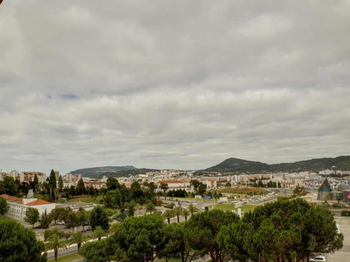 Apartmán Balcony With View, Private Garage, An Elevator Setúbal Exteriér fotografie
